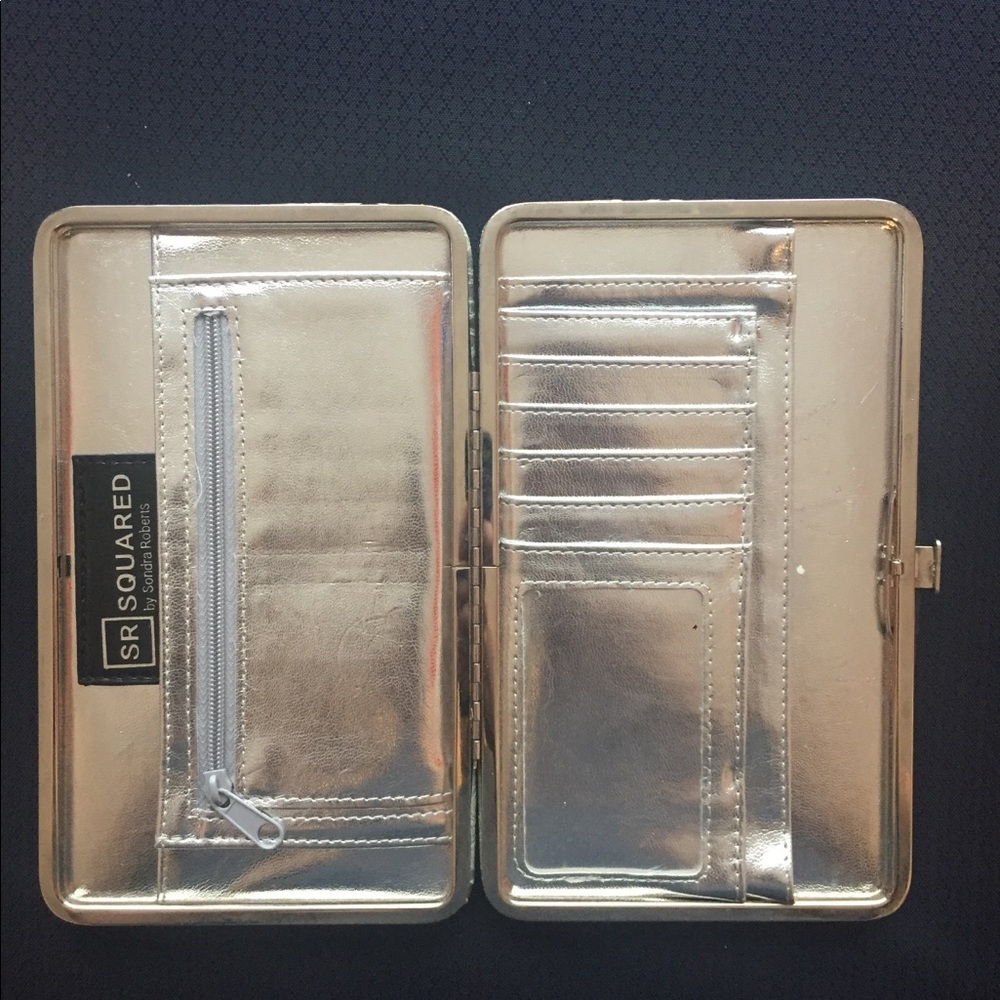 Wallets - Picture 3 of 3